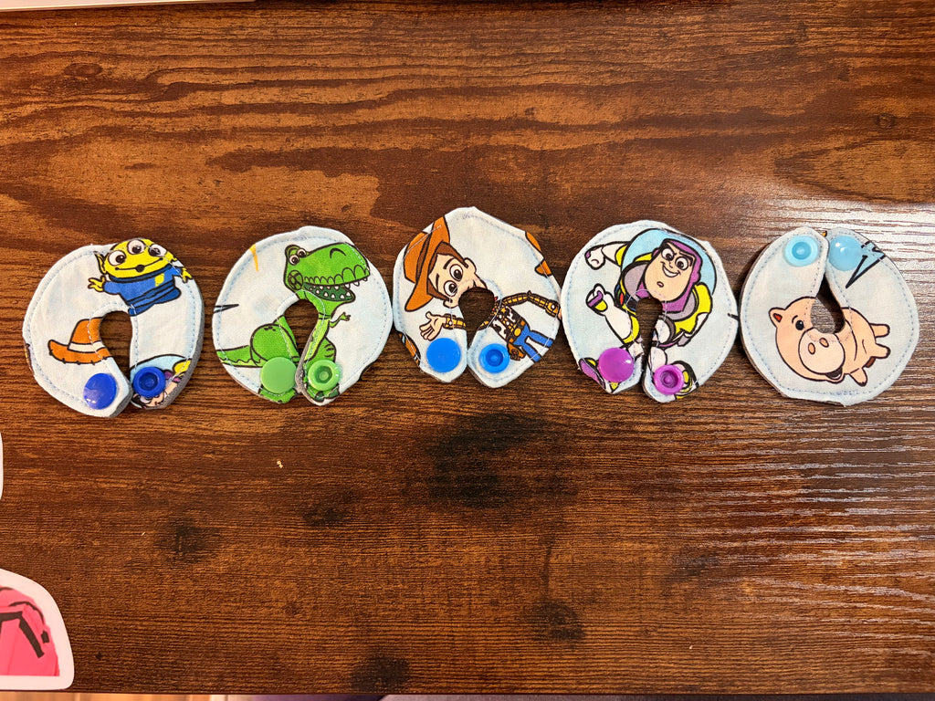 Pads de Gastrostomie Toy Story | Fin de série | Prêt à partir