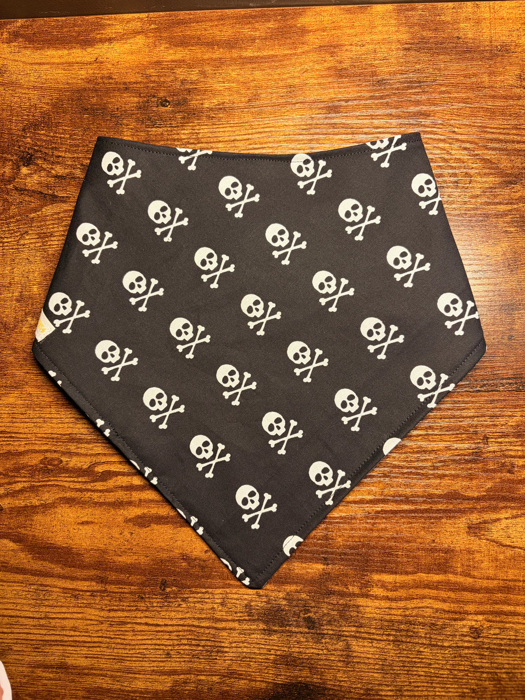 Bavoir adapté | Pirate | Prêt à partir
