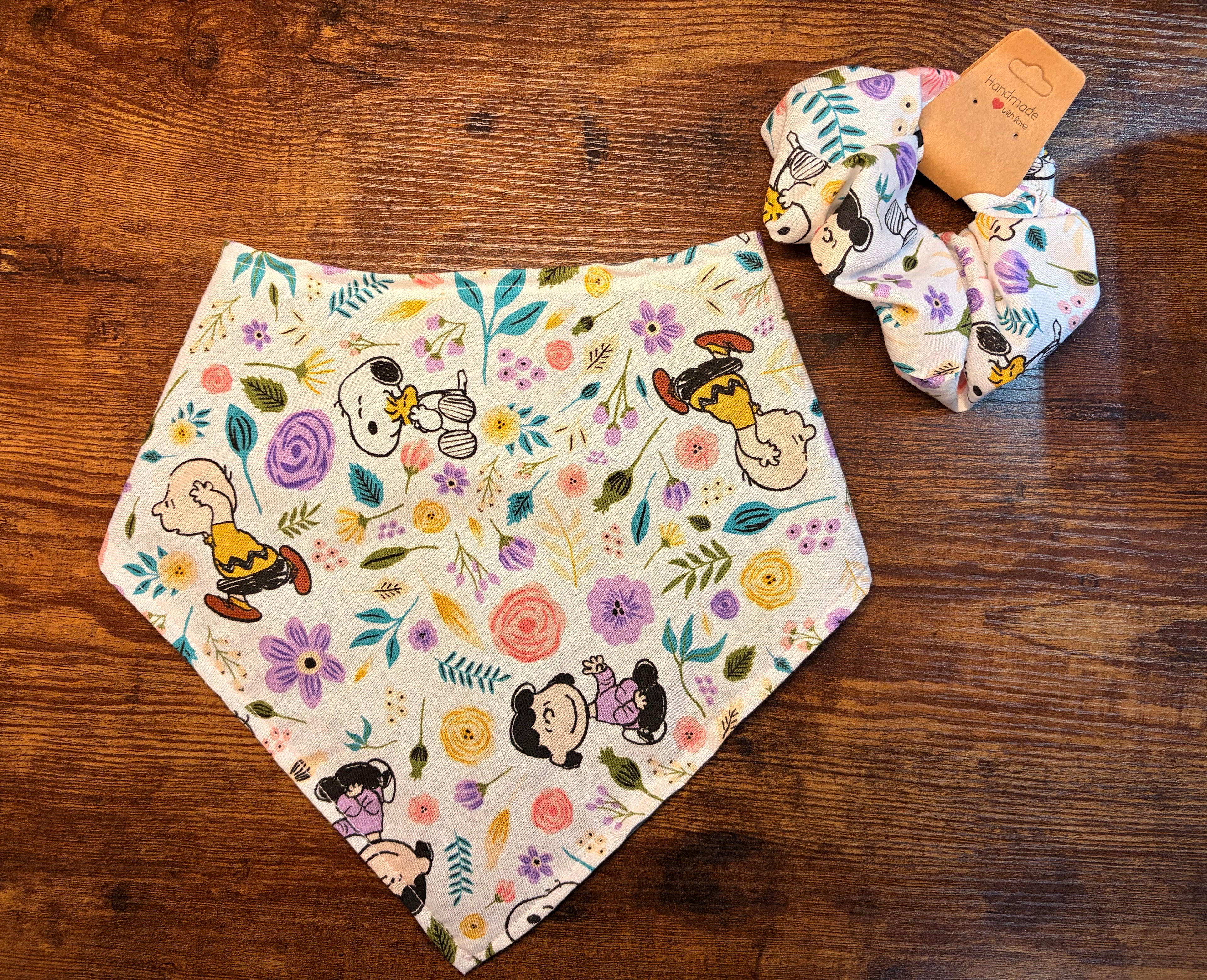 Handmade Scrunchie in Quebec | Customizable | Les Petits Geeks