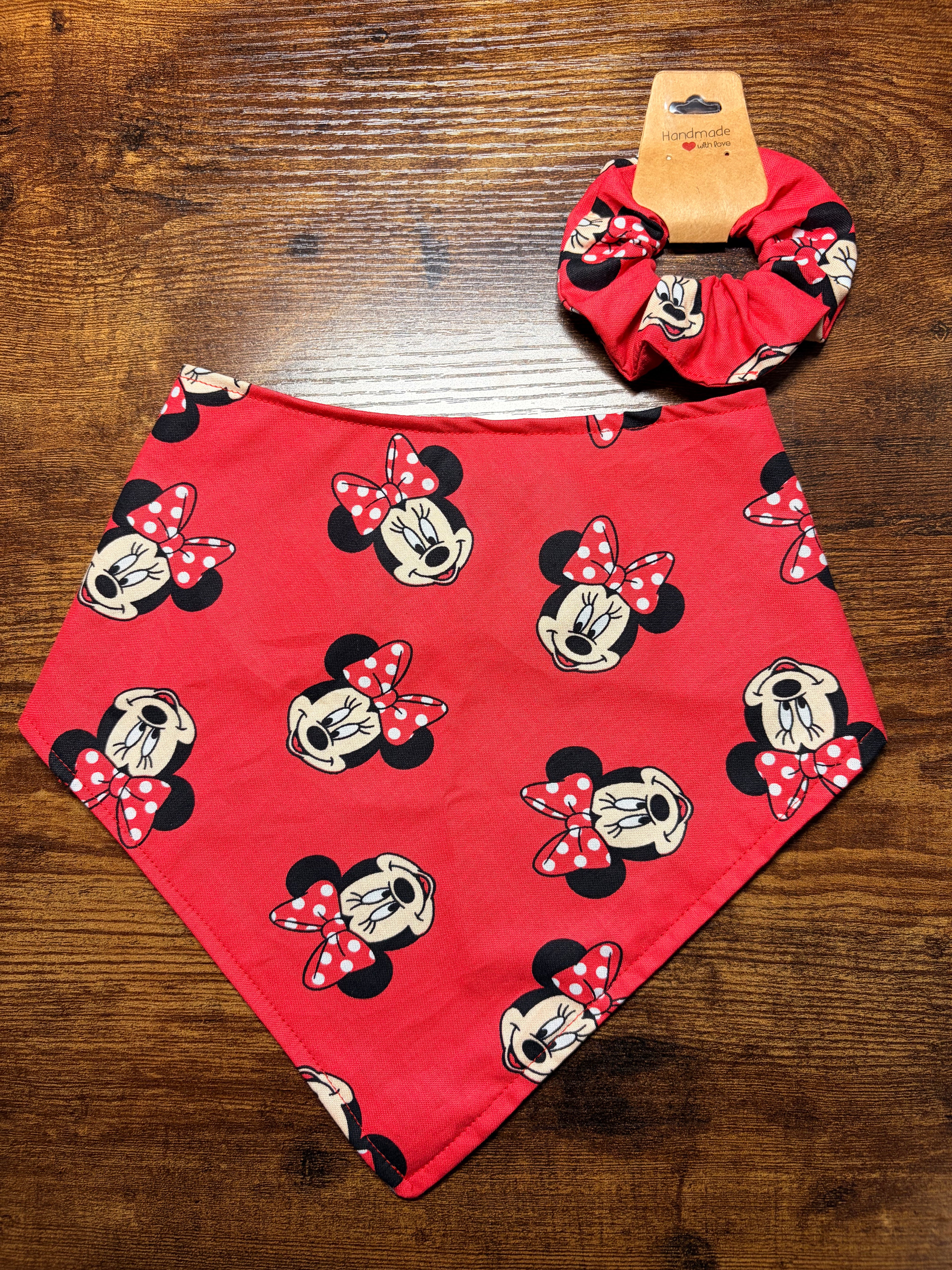 Handmade Scrunchie in Quebec | Customizable | Les Petits Geeks