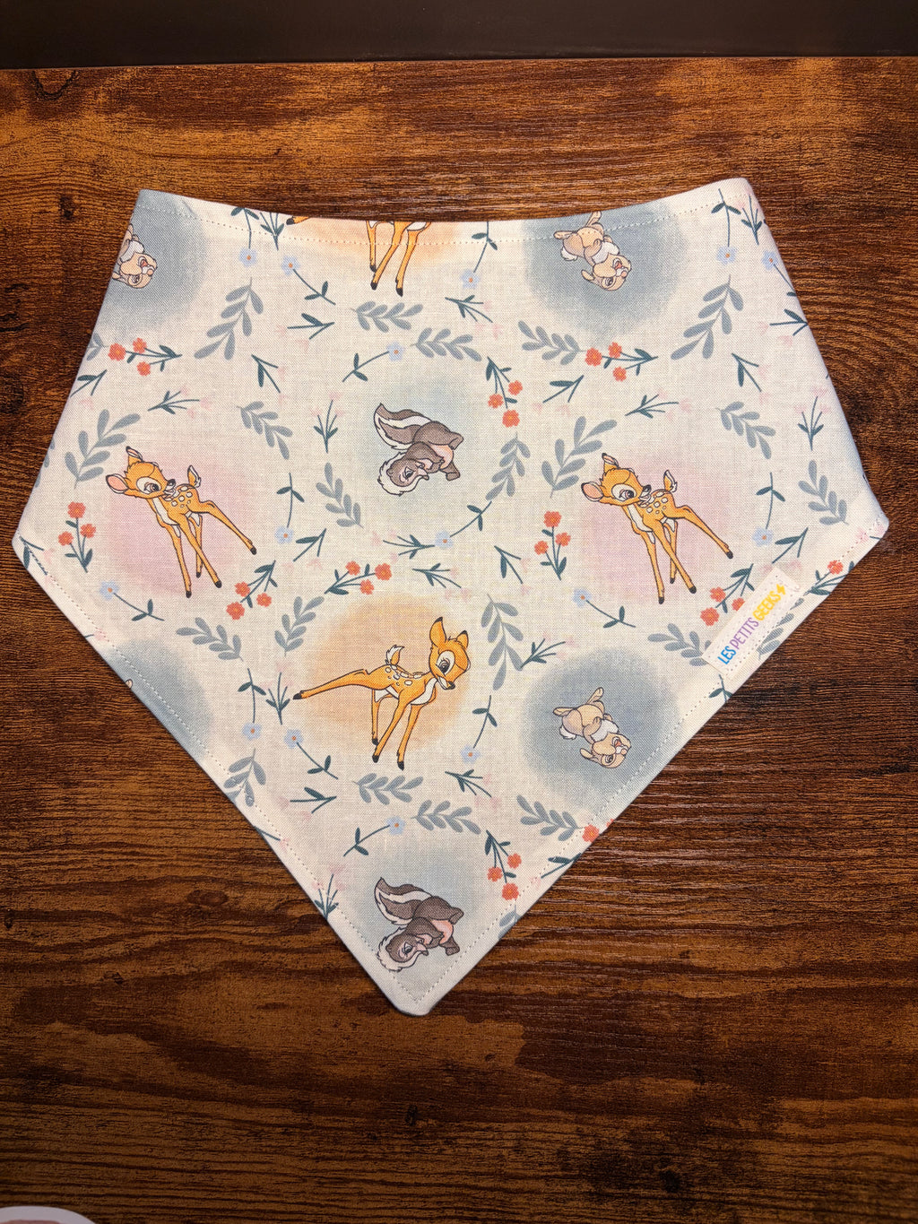 Bavoir adapté | Petit Faon fleuri | Prêt à partir