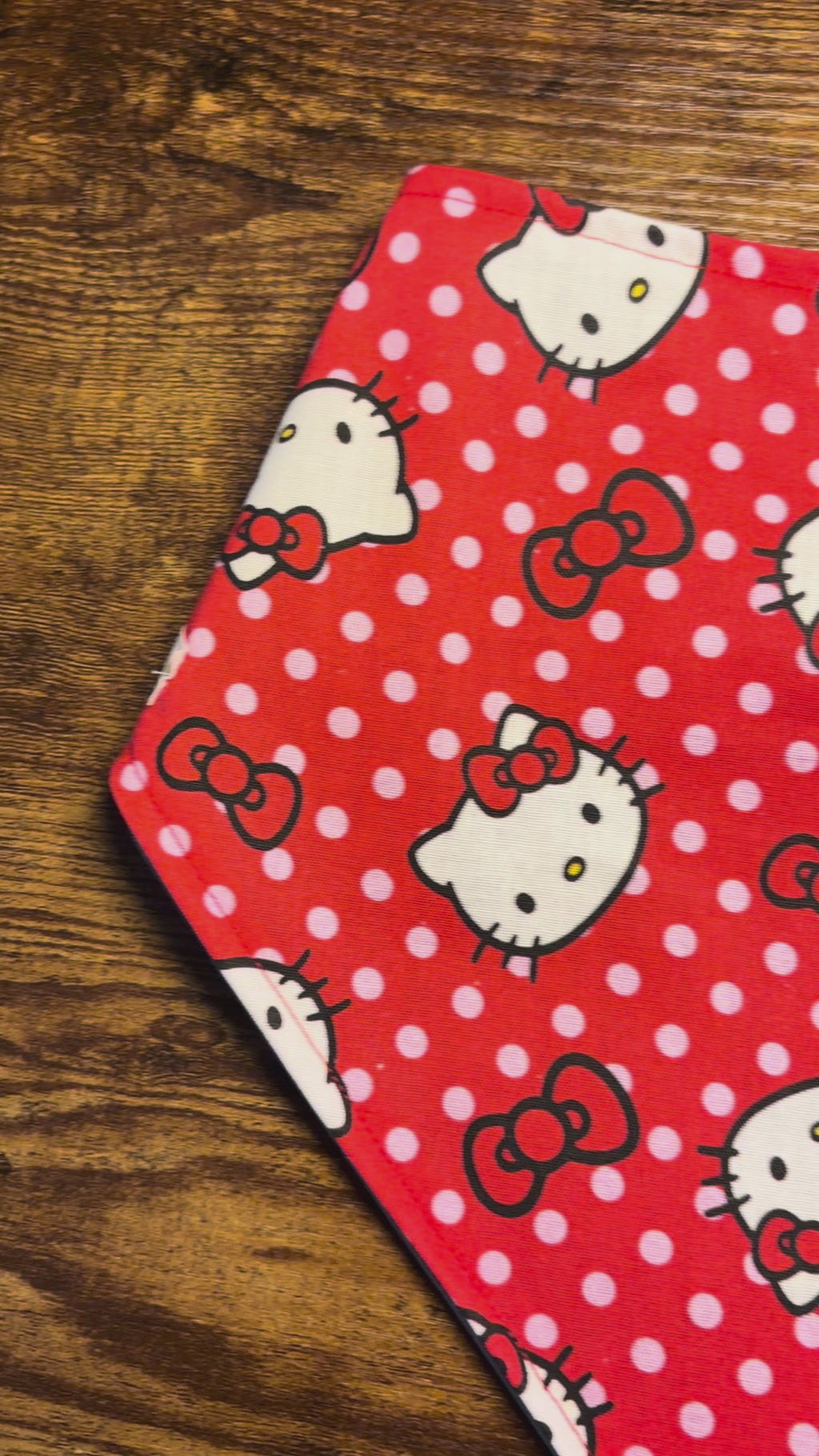 Bavoir adapté | Hello Kitty |