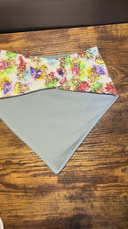 Bavoir adapté - Trolls Multicolores | Prêt à partir